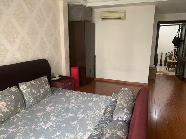 Bán gấp nhà 2 tầng hẻm xe hơi tại Đường Lãnh Binh Thăng, Phường 12, Quận 11, Hồ Chí Minh